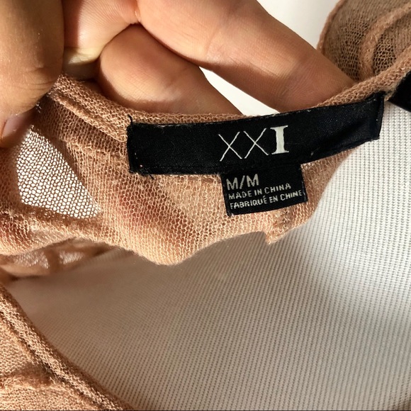 XXI | Shabby Pink sheer long sleeve crop top - Picture 6 of 8